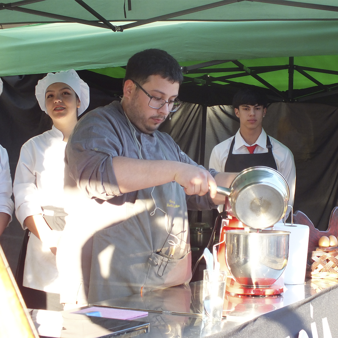 Cocina en vivo y Degustación | Explanada Gobierno Regional de Ñuble